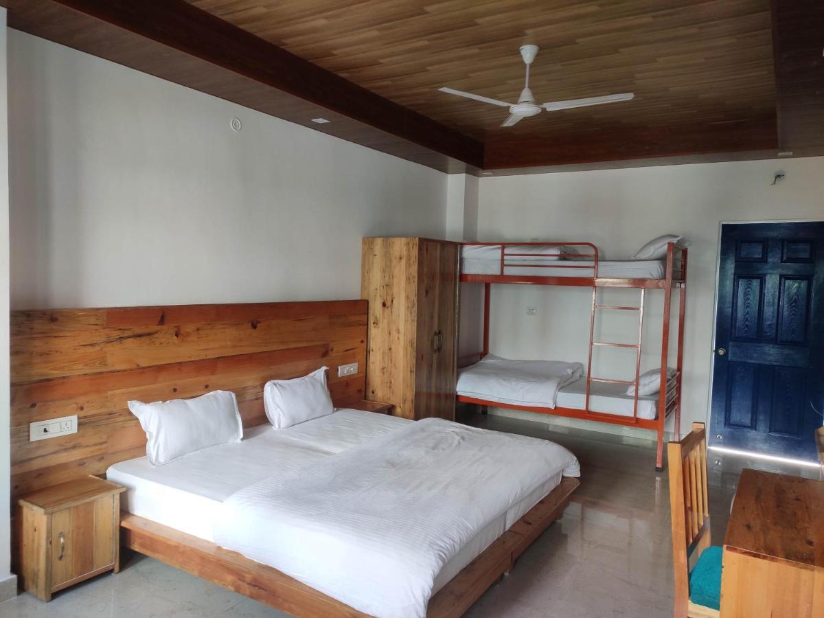Hill Hoppers Hotel Rishīkesh Eksteriør billede